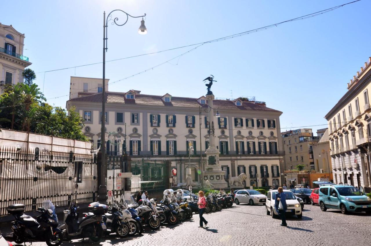 Delco Naples Panzió Kültér fotó